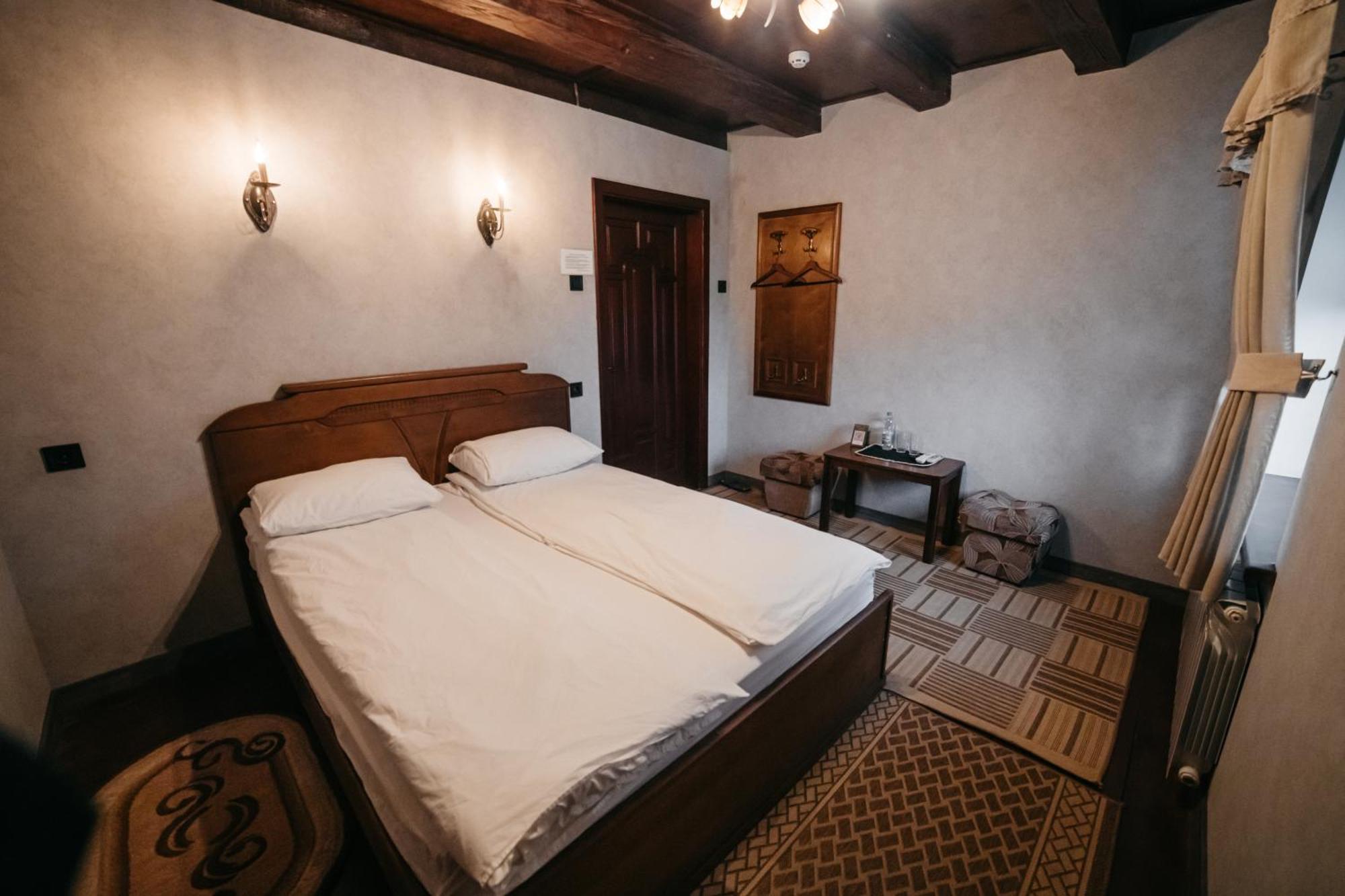 Bastion Motel Samostrely Dış mekan fotoğraf