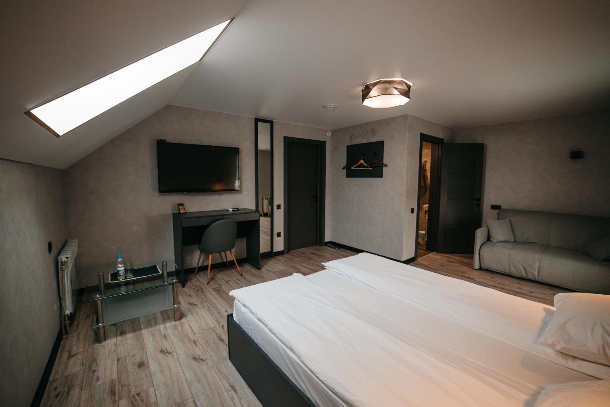Bastion Motel Samostrely Dış mekan fotoğraf